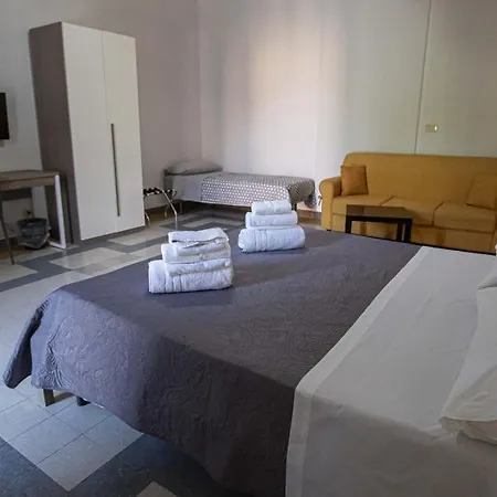 Giachi Friendly Stazione Apartment *